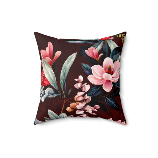 Dunkelrotes Dekokissen mit floralem Magnolien-Design